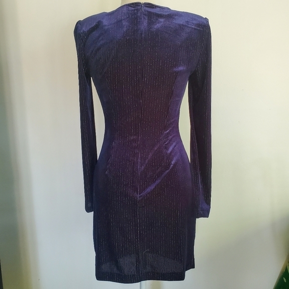 LDT Gillian Twist Front Stretch Velvet Dress - Picture 7 of 12